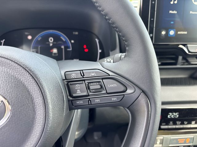 Yaris Hybrid Team Deutschland 1.5 LED Apple Car