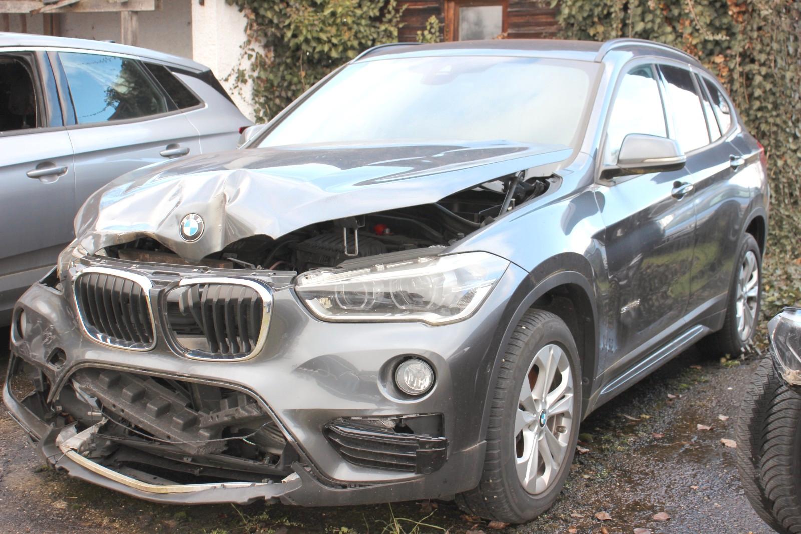 BMW X1 sDrive18d Sport # Frontschaden # Airbag OK