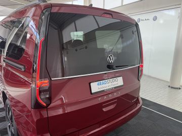 Volkswagen Caddy Maxi eHYBRID DSG STYLE LED ACC KAM 7SITZ