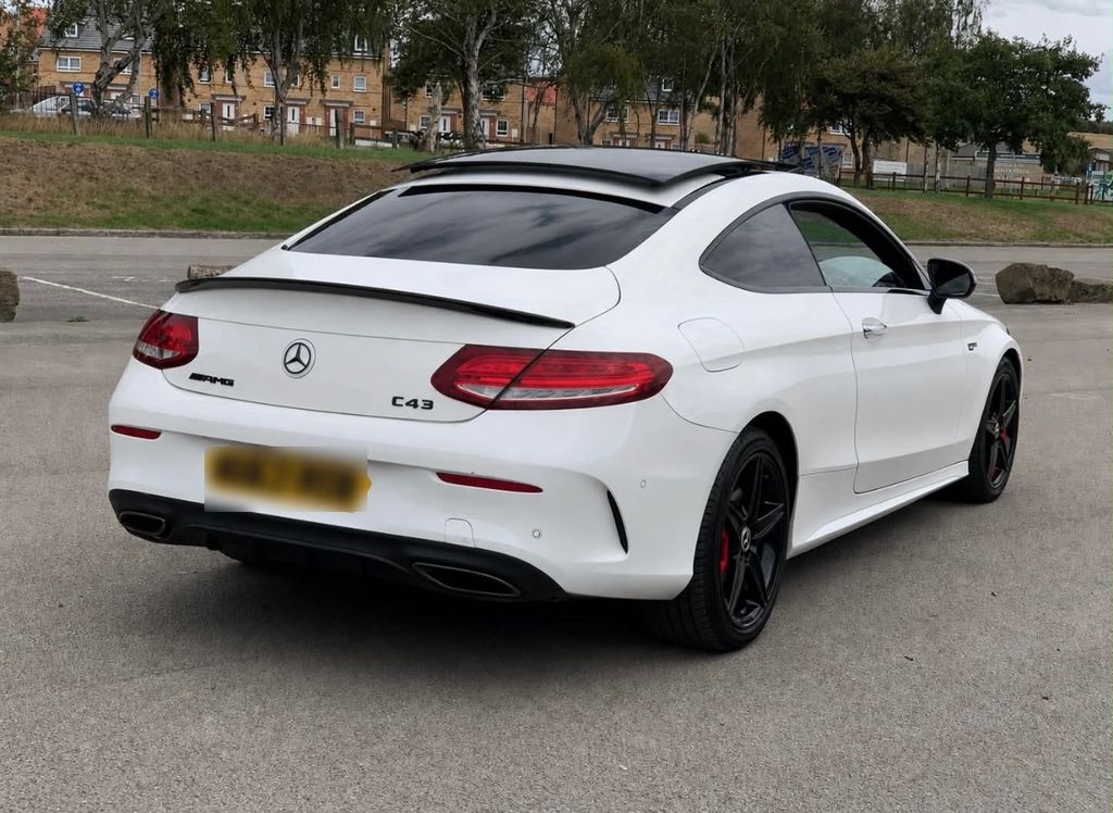 Image of Mercedes-Benz C 220