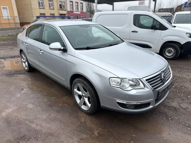 Volkswagen Passat Lim. Highline 4Motion