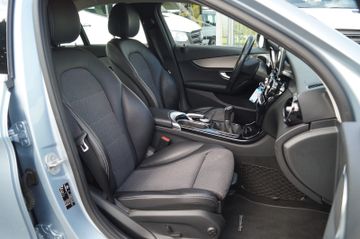 Mercedes-Benz C 180 Exclusive NAVI-AHK-TEILLEDER-SHZG-TEMPOMAT