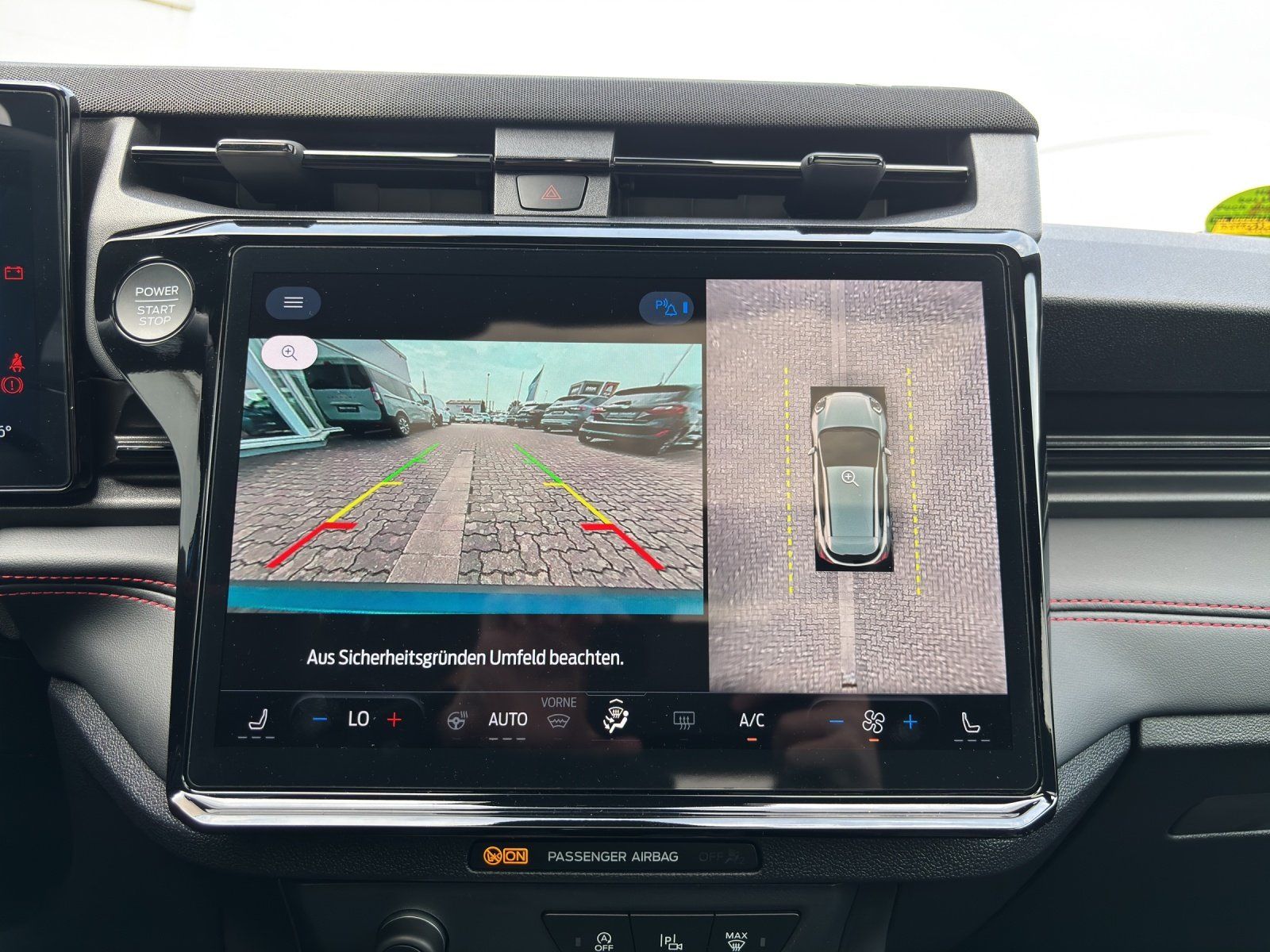 Fahrzeugabbildung Ford Puma ST-Line X Automatik 155PS Winter P. LM 19Z