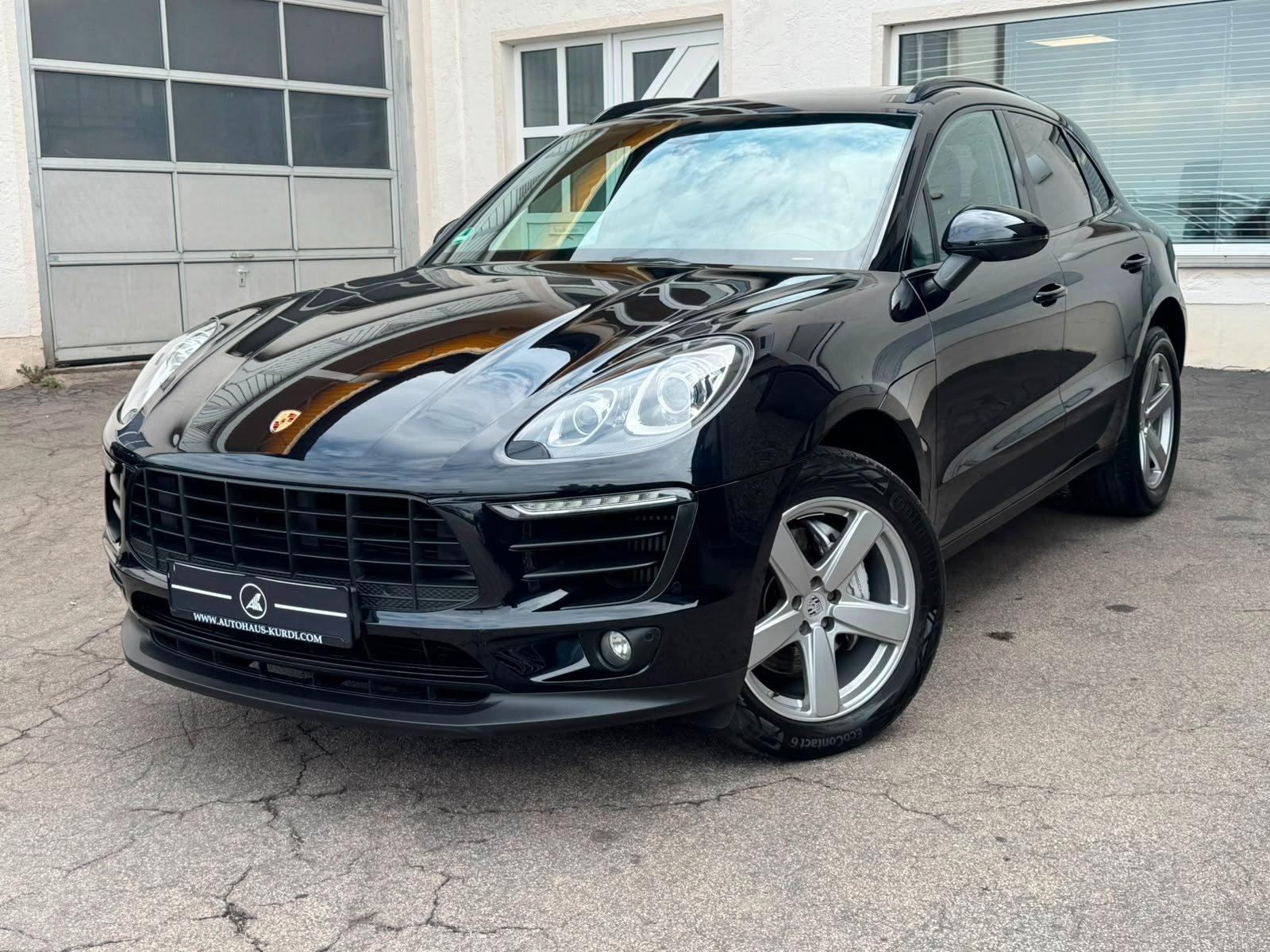 Macan S PANO*AHK*MEMORY*CARPLAY*BI-XENON*KAMERA