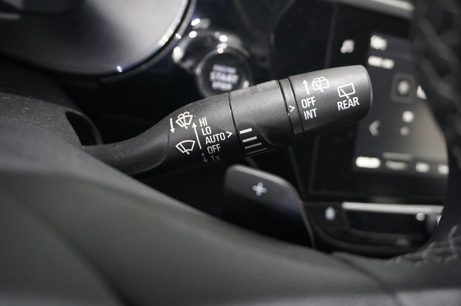 Fahrzeugabbildung Opel Corsa F 1.2T ELEGANCE NAVI/LED/KAMERA/SPORT/DAB+