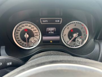 Mercedes A 180 - 12