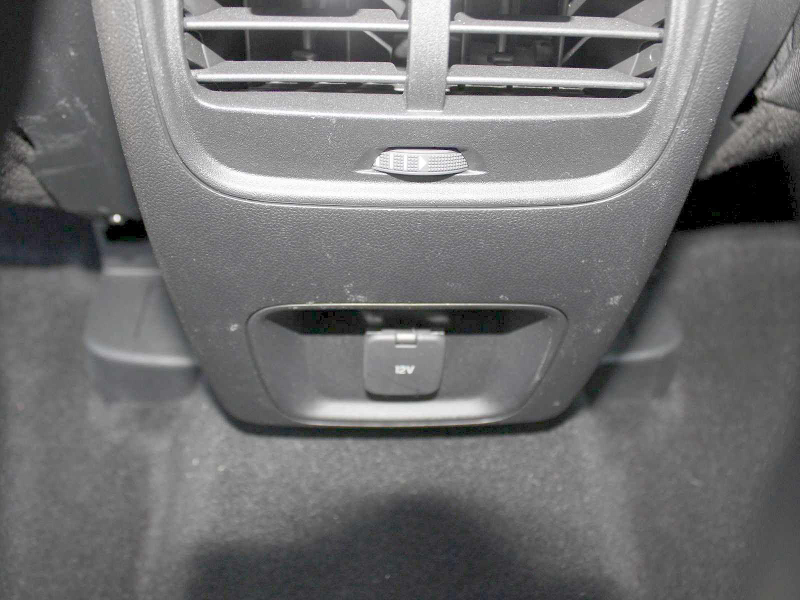 Fahrzeugabbildung Ford Kuga Plug-In Hybrid Cool & Connect 2,5 Duratec