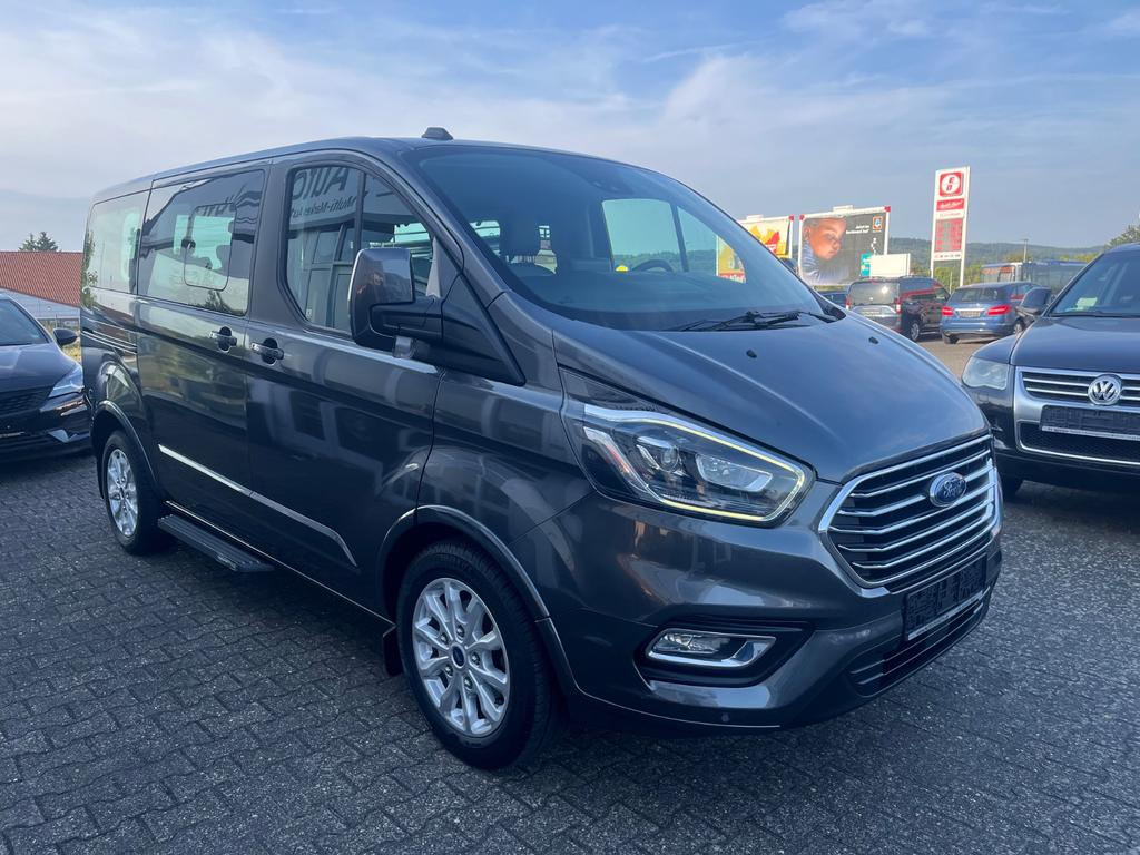 Ford Tourneo Custom