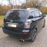 Toyota Corolla Verso gut erhalten - Toyota Gebrauchtwagen in Celle