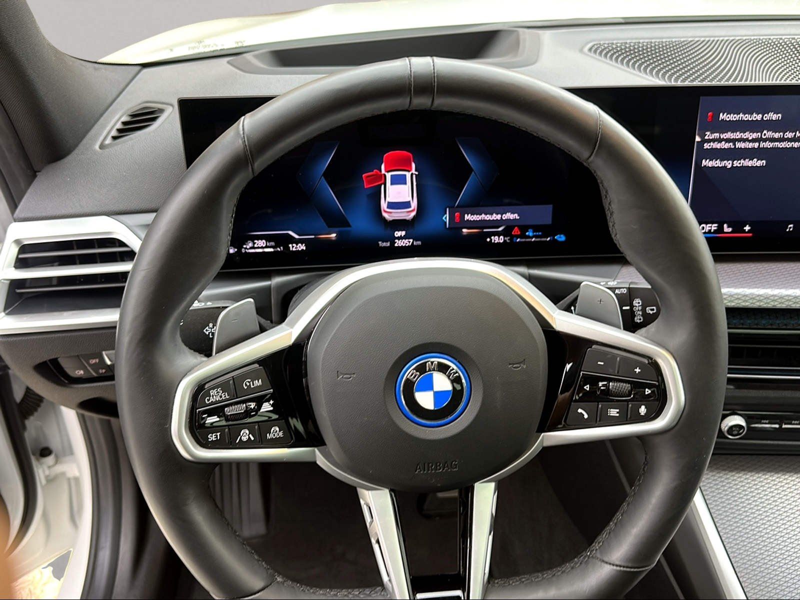 BMW 330 - Bild 15
