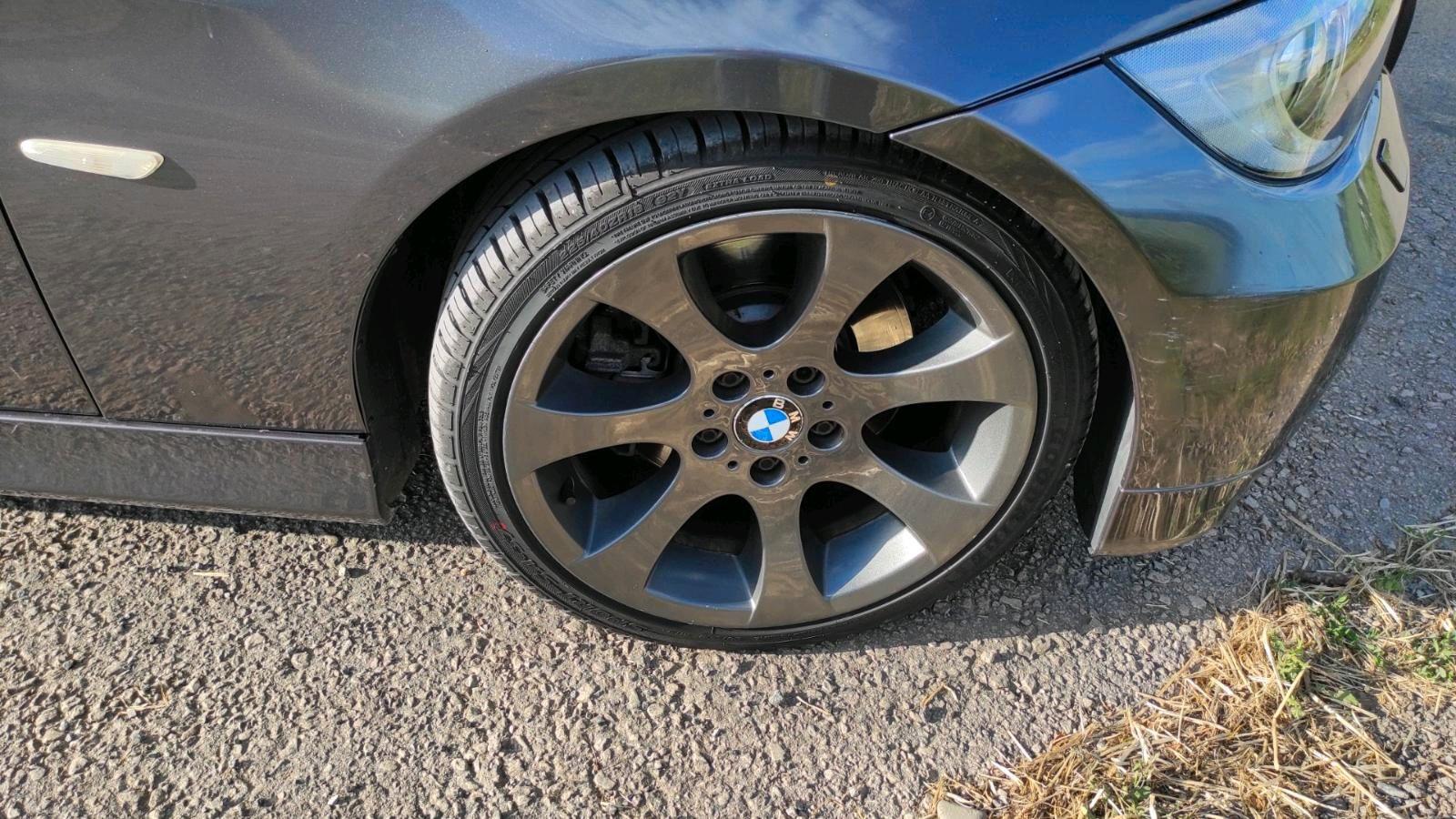 BMW 330 2006 — photo 11