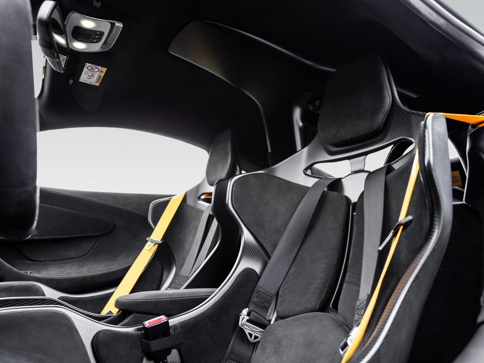 McLaren 600LT Coupé I Sicilian Yellow | MSO Roof Scoop