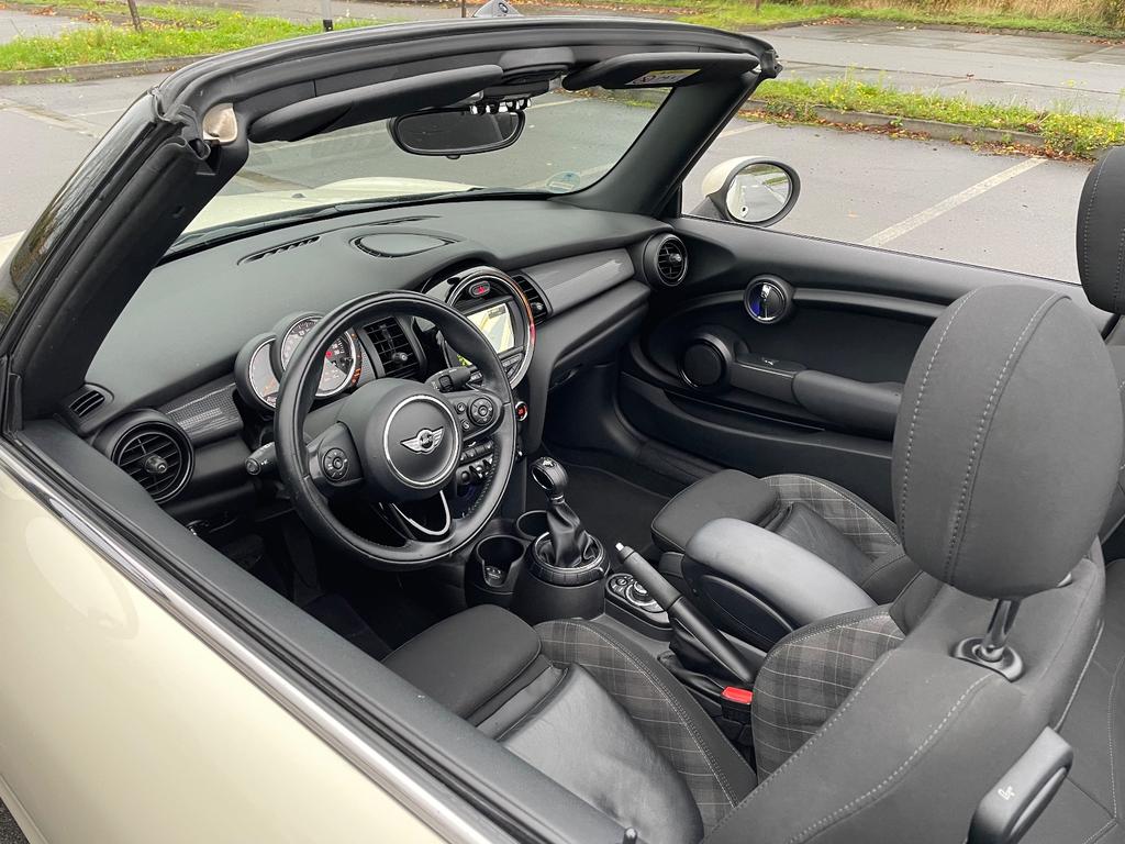 MINI Cooper D Cabrio