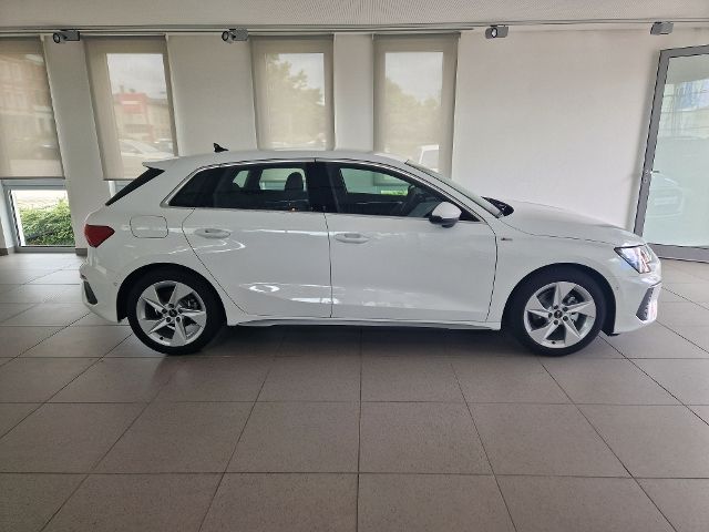 A3 Sportback S-Line 1.5 TFSI S-TRON LED NAV 4JGA