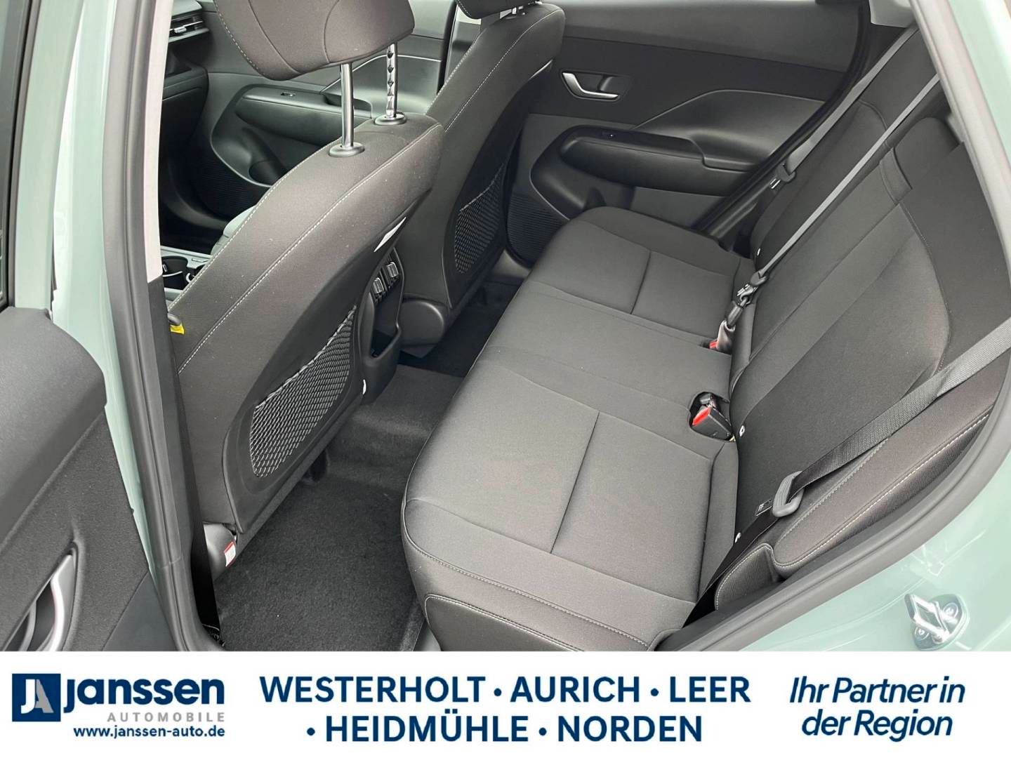 Fahrzeugabbildung Hyundai KONA SX2 TREND Assistenz-Paket