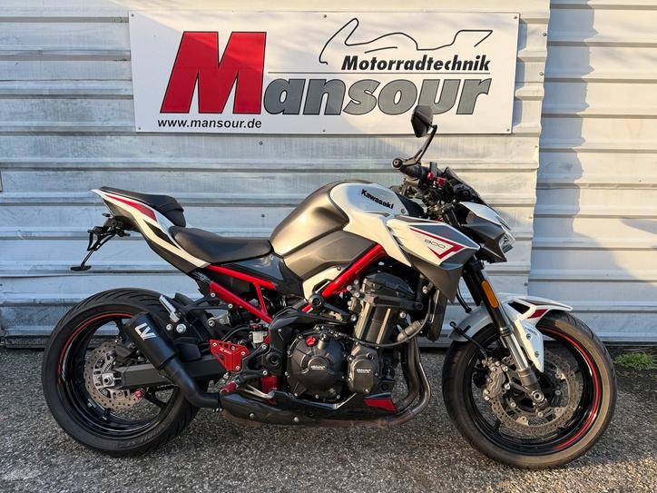 Kawasaki Z900 70 KW | VIEL ZUBEHÖR | A2 fähig |