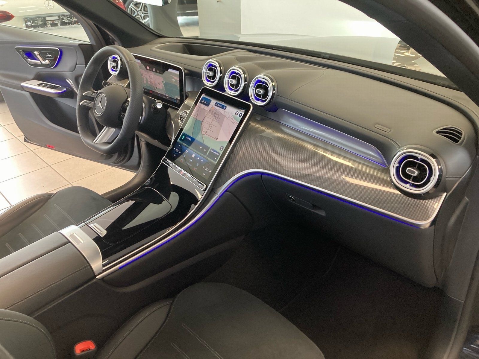 Fahrzeugabbildung Mercedes-Benz GLC 450 d 4M AMG*Distronic*HeadUp*AHK*Pano*360°*
