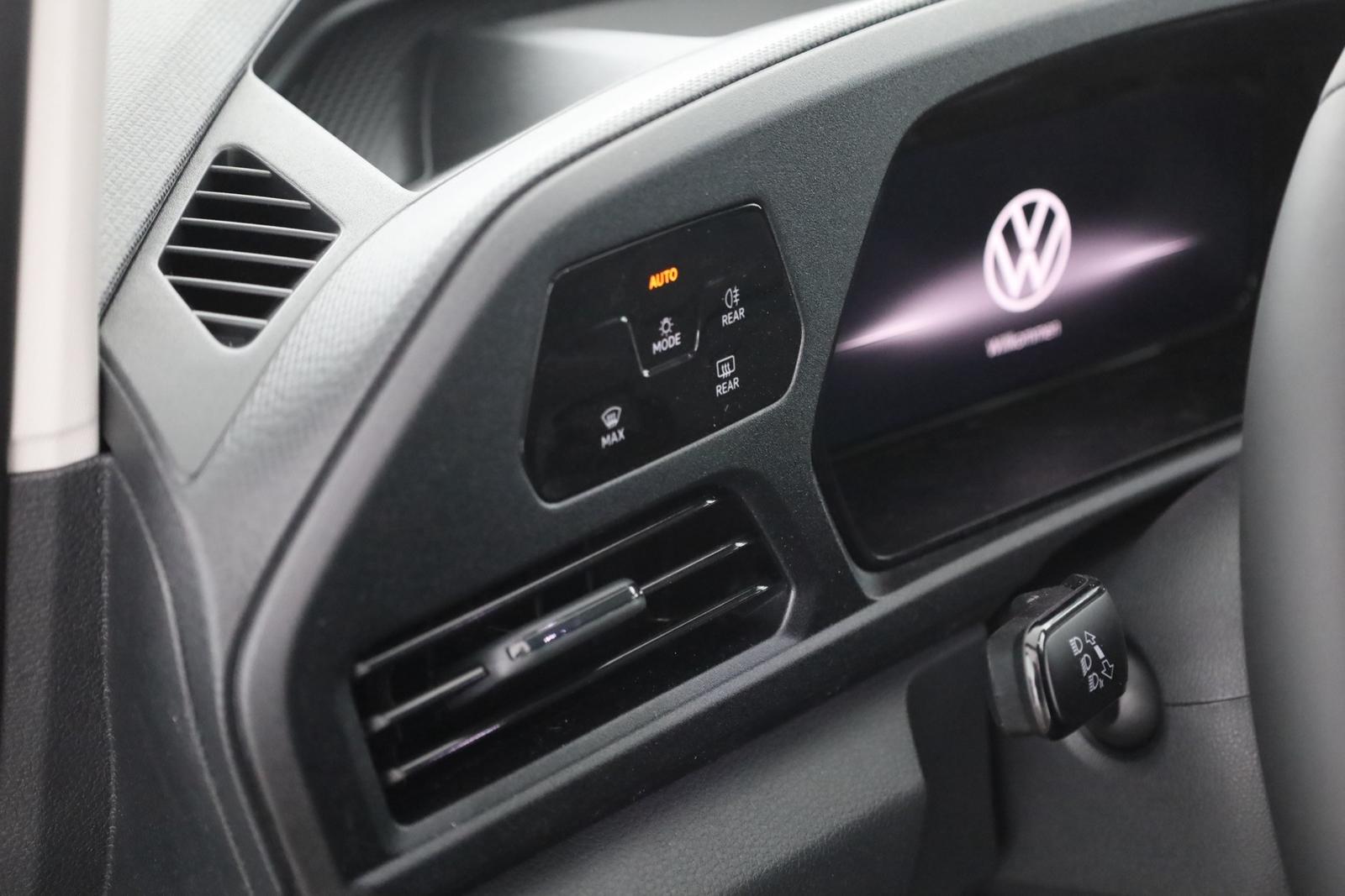 Volkswagen Caddy Maxi 1.5 TSI DSG Kamera 7-Sitzer AHK