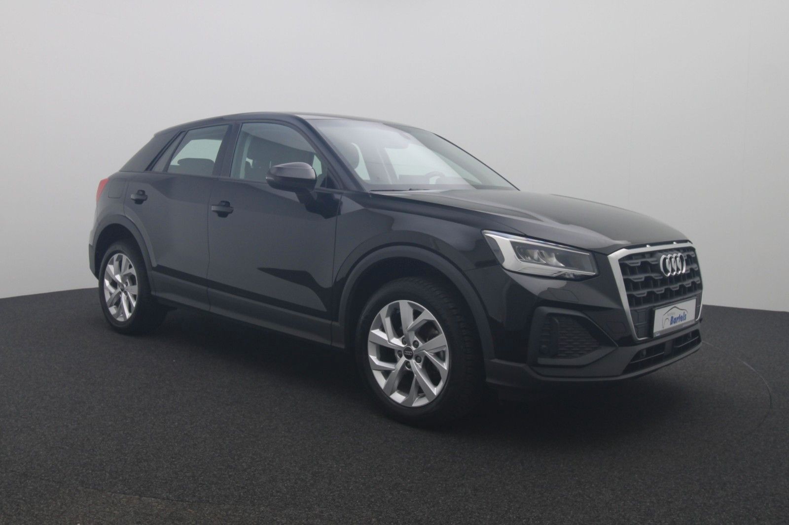 Fahrzeugabbildung Audi Q2 30 TFS Navi Kamera LED ACC