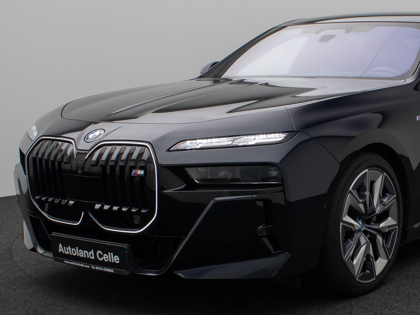 Fahrzeugabbildung BMW i7 xD60 M Sport 360°Pano B&W FondEnt SoftCL VOLL