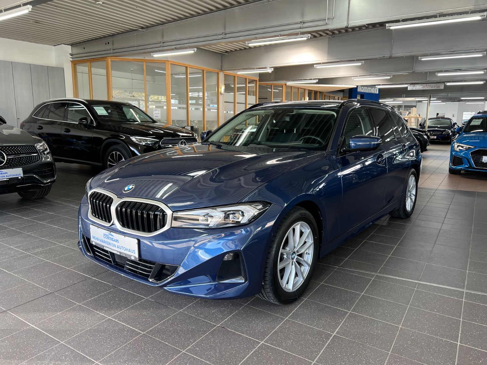 BMW 318 d Touring AHK+DA+ACC+Keyless+Park Assist foto 2