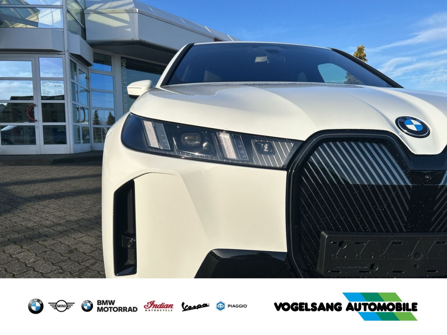 Fahrzeugabbildung BMW iX xDrive45 M Sportpaket 21'' 0,25%-Versteuerung