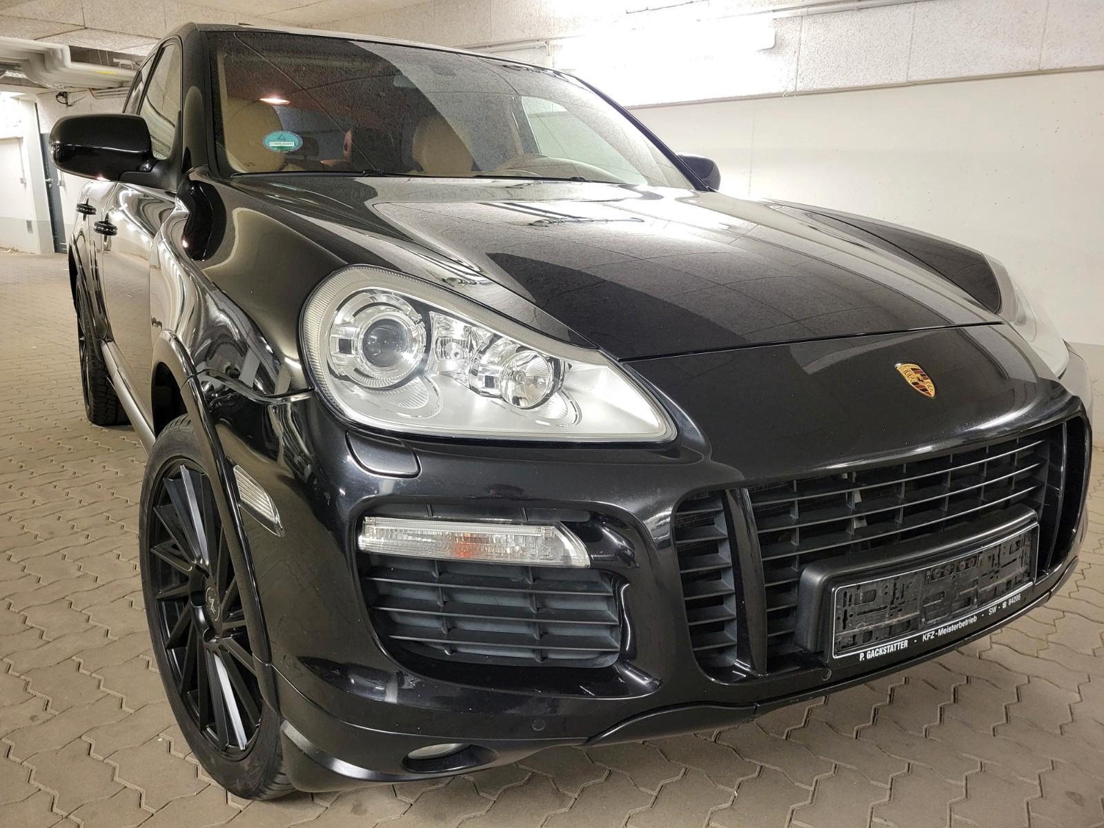 Porsche Cayenne GTS