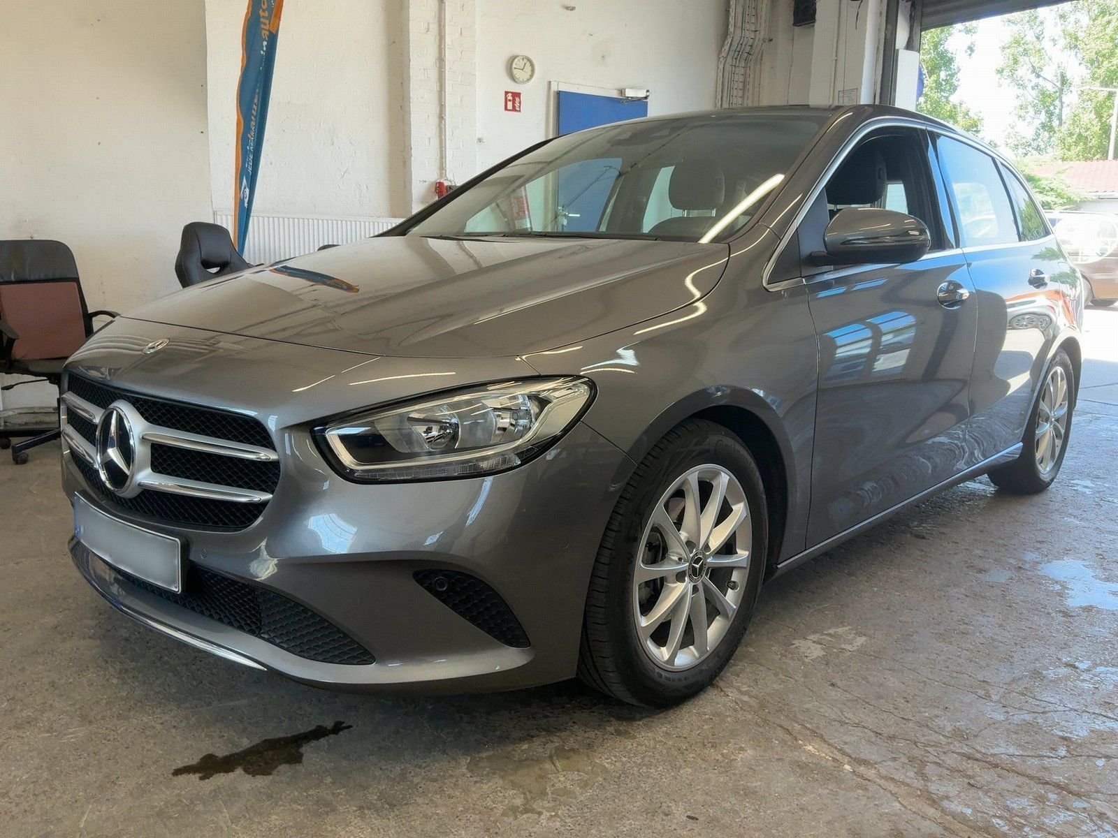 Fahrzeugabbildung Mercedes-Benz B 180 7G Progr HighEndMBUX Memo KeyGo el.Heckkla