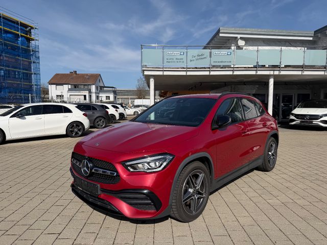 MERCEDES-BENZ GLA 200 AMG*MBUX*Night*AHK*Rcam