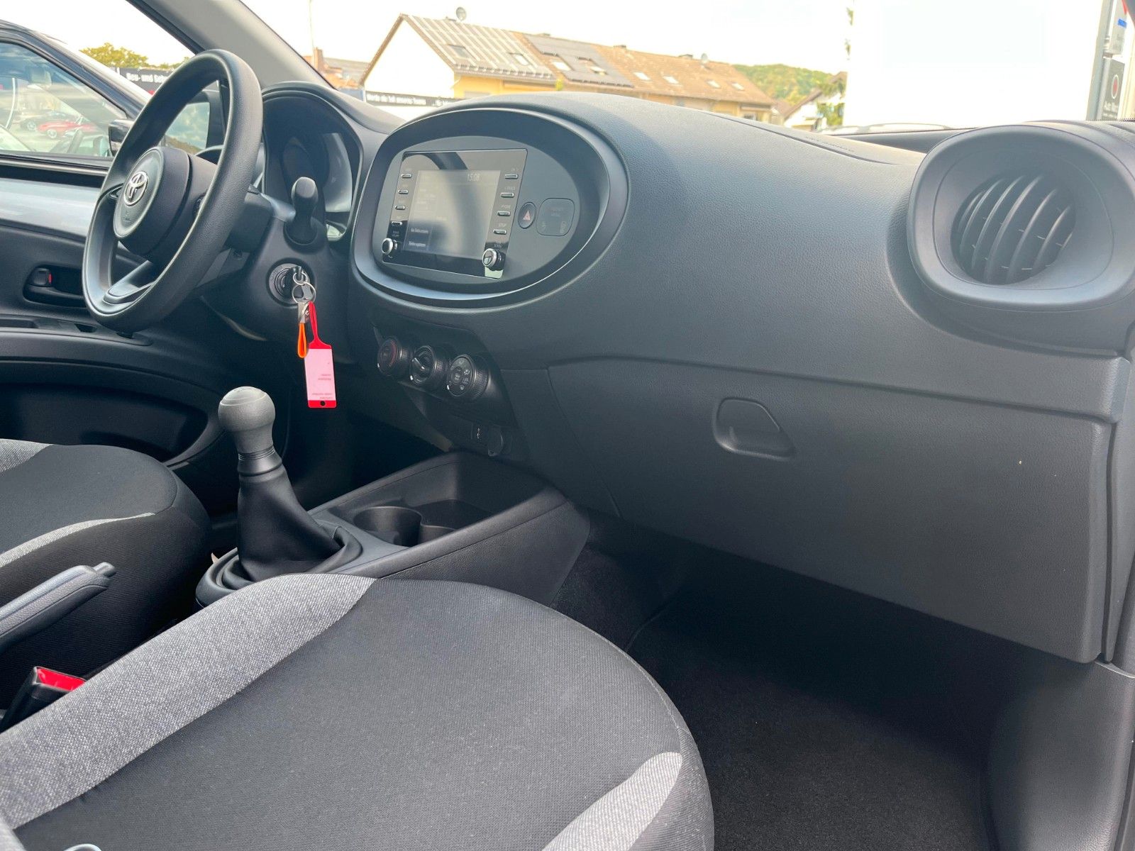Fahrzeugabbildung Toyota Aygo X Basis 1.Hand