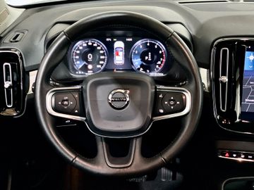 Fahrzeugabbildung Volvo XC40 T3 Momentum Pro 2WD **1.Hand**LED**