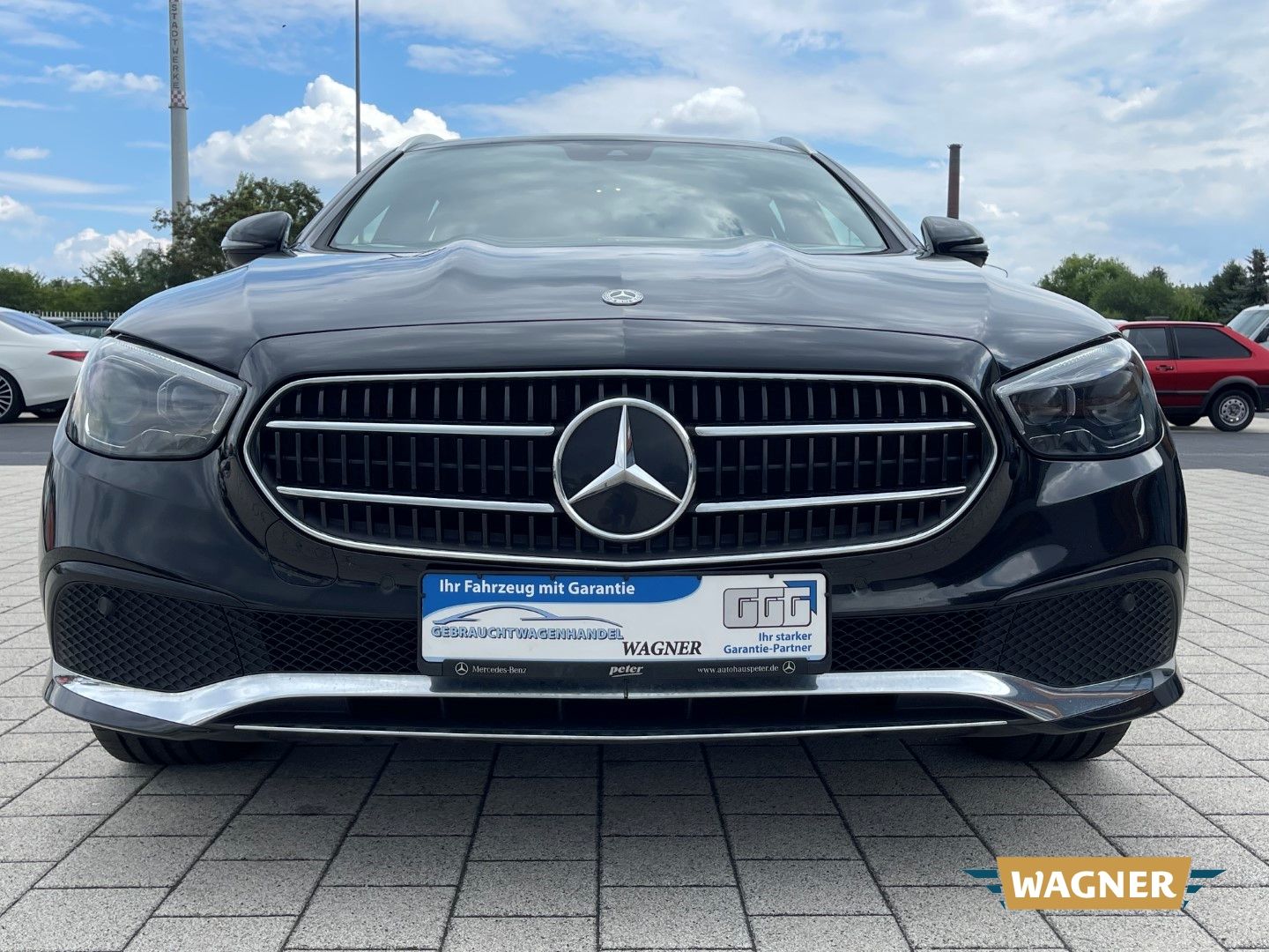 Fahrzeugabbildung Mercedes-Benz E 300 de 4Matic EU6d Sitzheizung LED