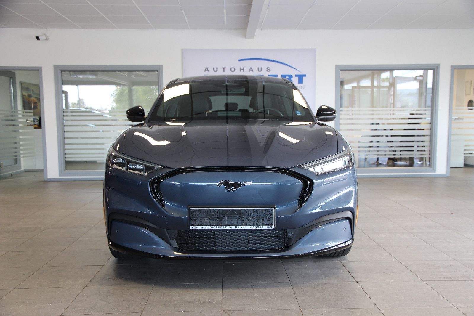 Ford Mustang Mach-E First Edition AWD imagem 3