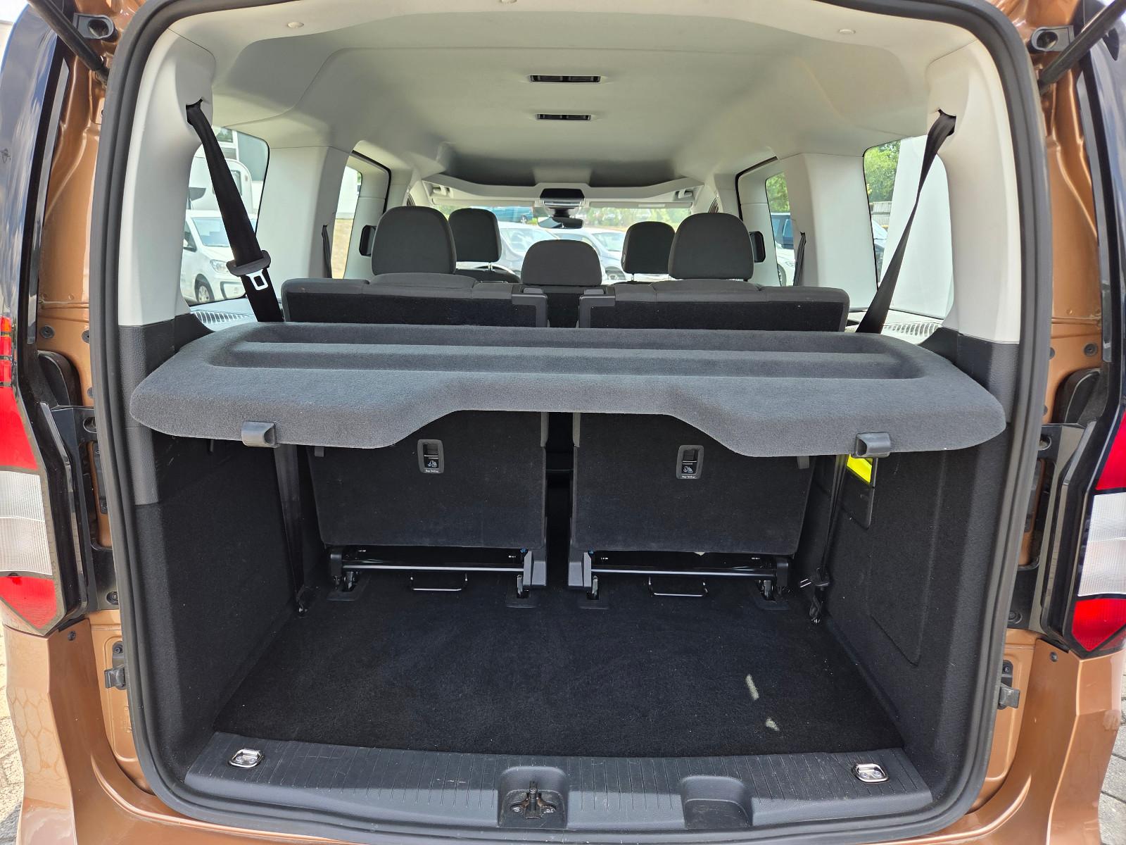 Volkswagen Caddy Maxi DSG 7-Sitze AHK