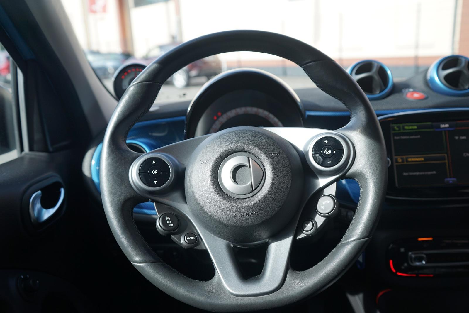 Smart forfour electric drive / EQ LED Kamera Klimaaut.