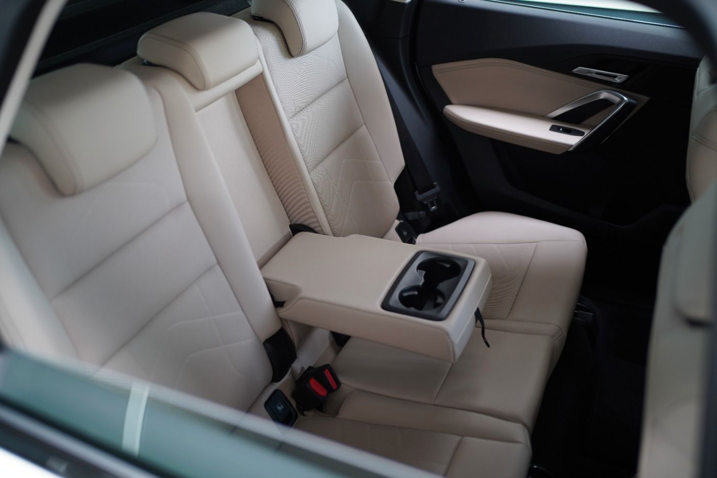 Fahrzeugabbildung BMW X1 18i xLine +LED+Komfortzugang+DAB+Sitzheizung