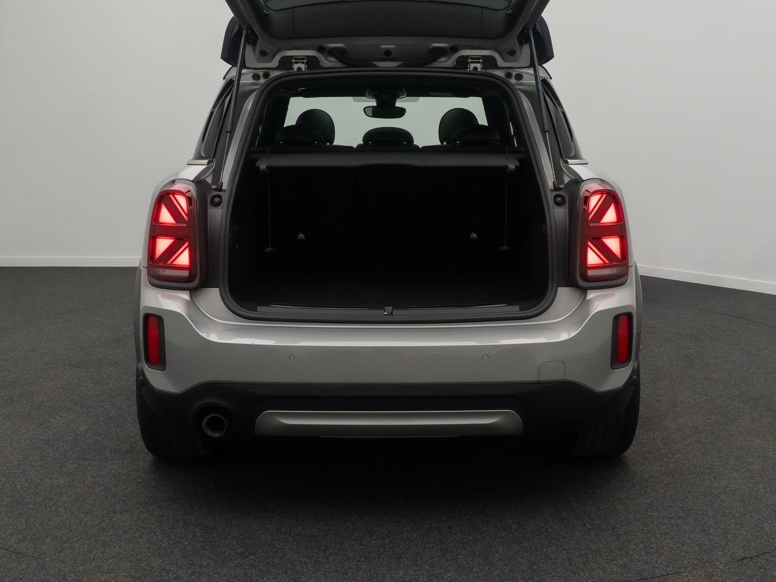 Fahrzeugabbildung MINI Countryman SE (Cooper)  ALL4 HUD Kamera H/K Voll