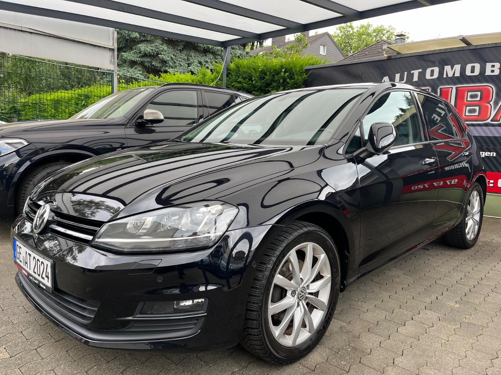Volkswagen Golf VII Lim. BMT *R-LIN*PANO*ACC*STANDH*KEYLES