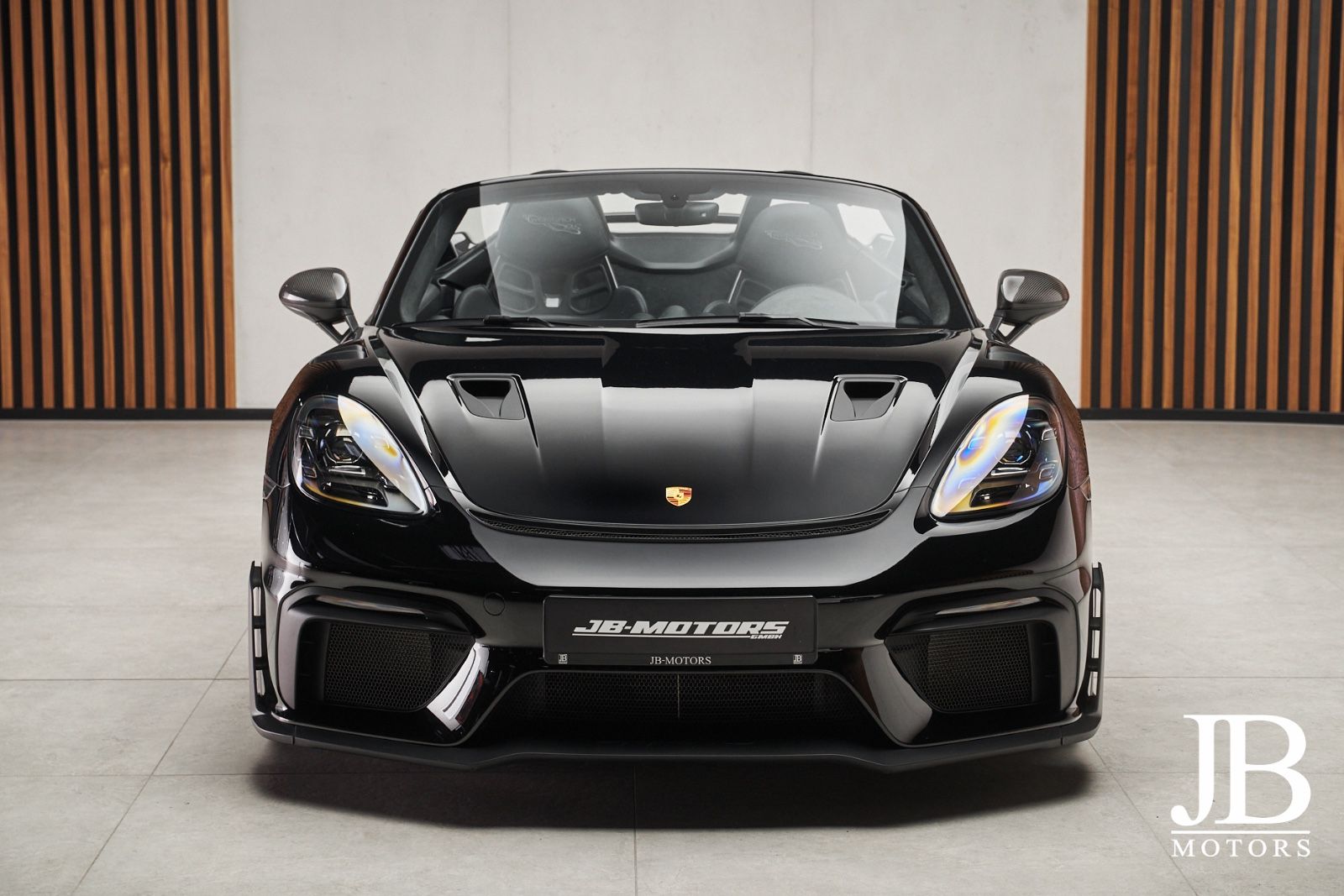 Fahrzeugabbildung Porsche Spyder RS Weissach PCCB Lift Magnesium Chrono