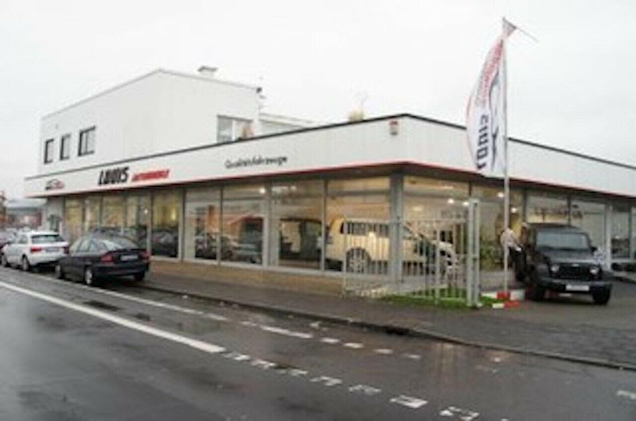 showroom-image-main