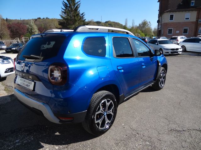 Fahrzeugabbildung Dacia Duster II Celebration/4x4/1.Hd/Navi/Kamera