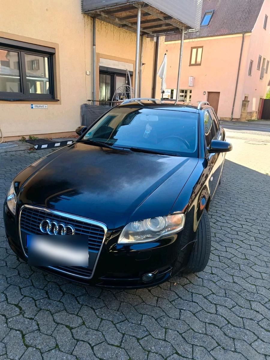 Audi A4 2006 — interior