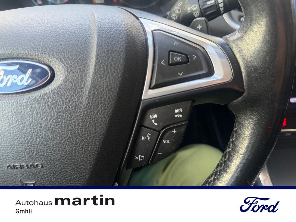 Fahrzeugabbildung Ford S-Max 2.0 EcoBlue Titanium AWD Start/Stopp LED
