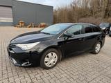 Toyota Avensis Sport Tourer 1.8 147PS Aut 45368 - Toyota Avensis mit Benzin-Antrieb: Kombi, Automatik, 1.8