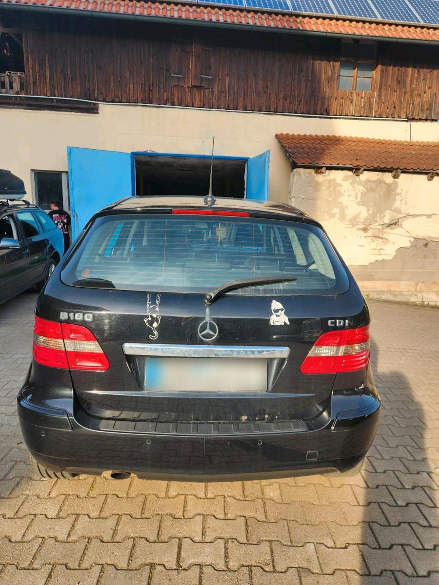 Mercedes-Benz B180 2008 — photo 7