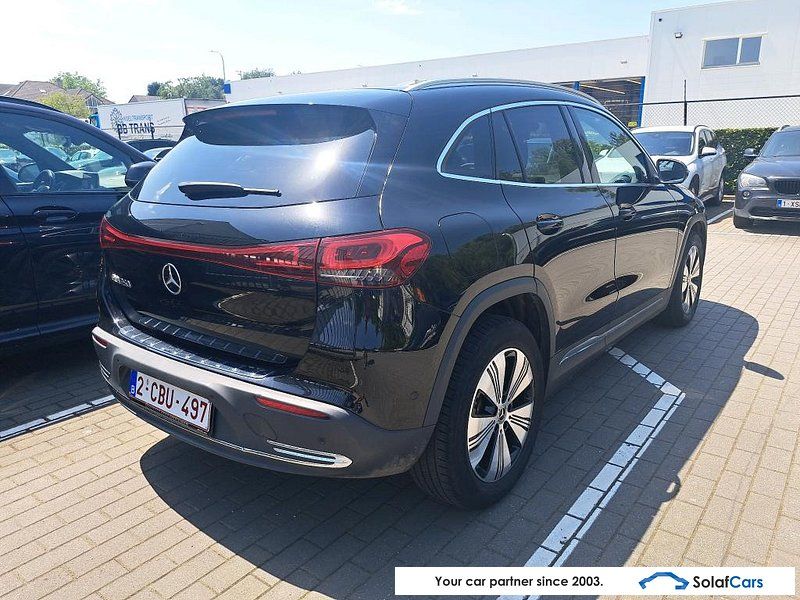 Mercedes-Benz EQA 250 Luxury 67 kWh Aut. LED Widescreen Ambie imagem 2