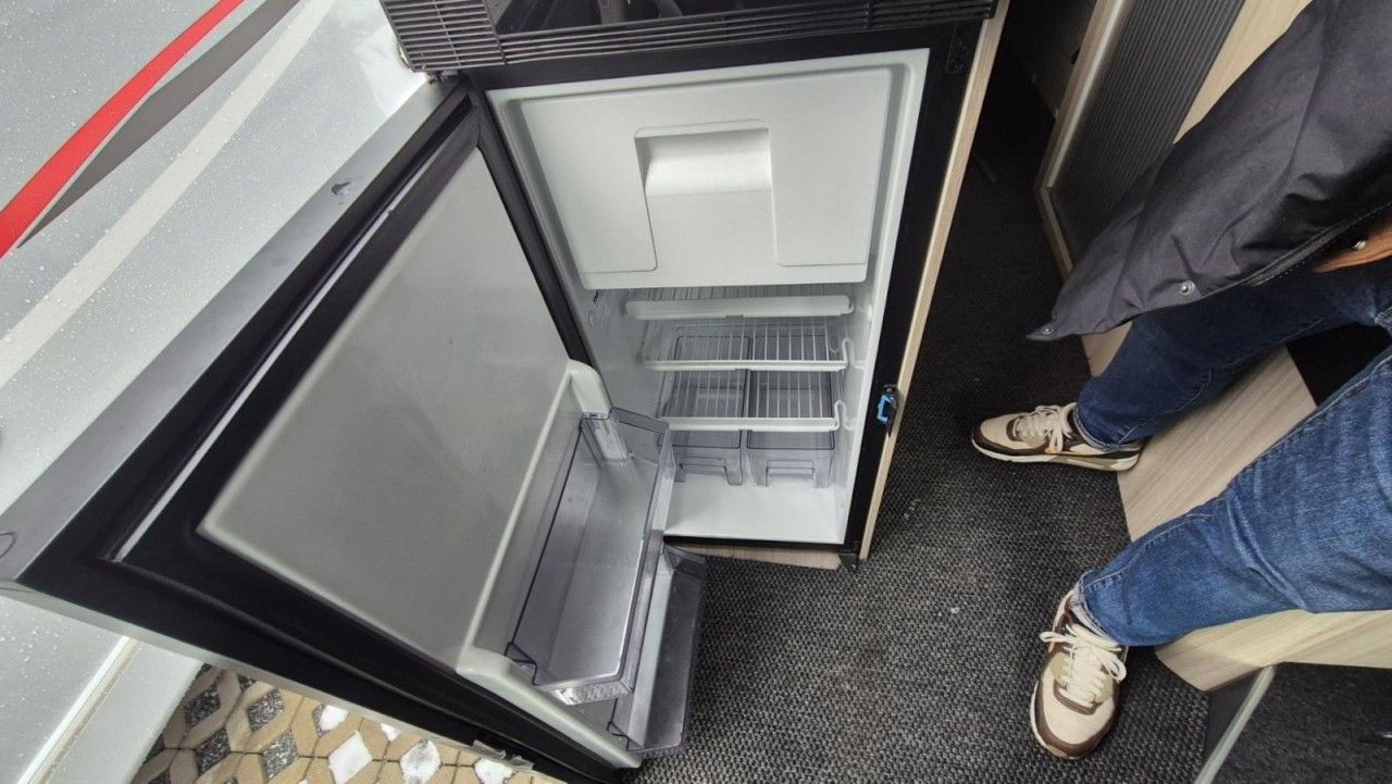 Fahrzeugabbildung Adria Twin 540 - viele Extras - 18 Zoll A/T Bereifung