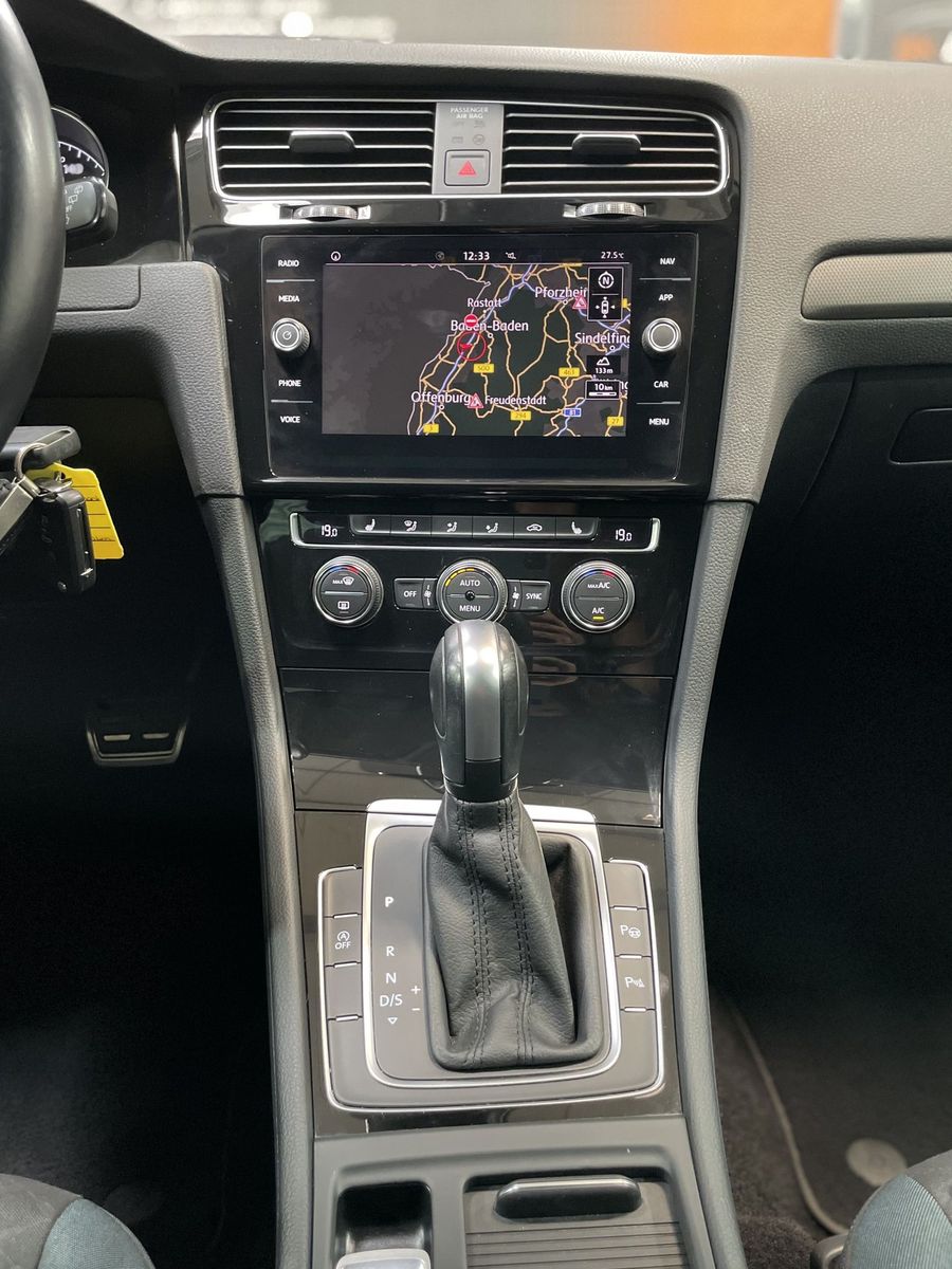 Fahrzeugabbildung Volkswagen Golf Variant IQ.DRIVE #LED#ACC#Spur#AHK