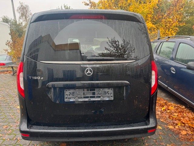 Fahrzeugabbildung Mercedes-Benz T-Klasse 180 CDI LED ALCANTARA KAMERA AUTOMATIK