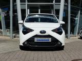 Toyota Aygo AYGO x-play connect - Toyota Aygo (X): Play Connect